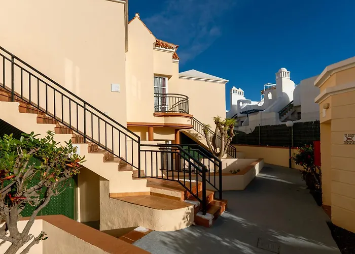 Benny With Garage * Costa Adeje (Tenerife)