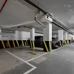 Apartment Benny With Garage