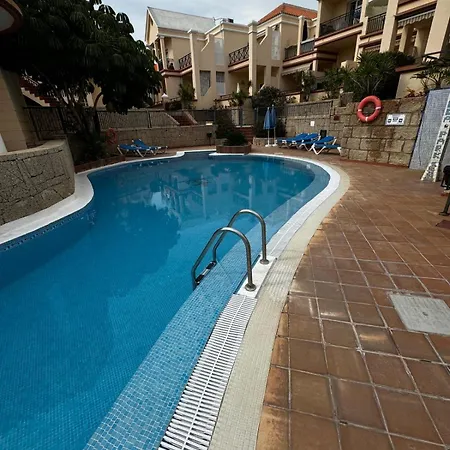 Benny With Garage Appartement