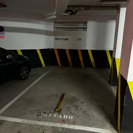 Benny With Garage Appartement