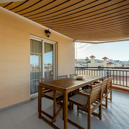 Benny Fanabe - 2 Bed Apartment, Ac, Pool & Parking Appartamento *