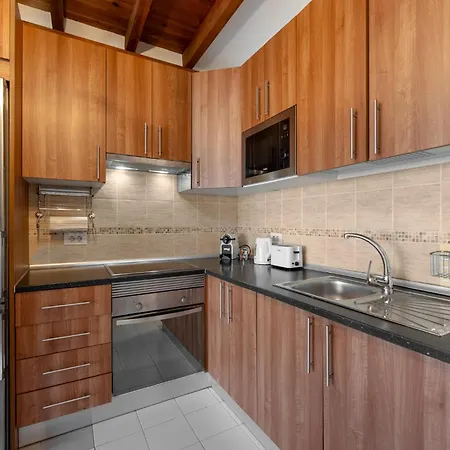 Benny Fanabe - 2 Bed Apartment, Ac, Pool & Parking * Costa Adeje (Tenerife)