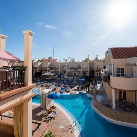 Benny Fanabe - 2 Bed And Loft Apartment, Ac, Pool & Parking 公寓 *