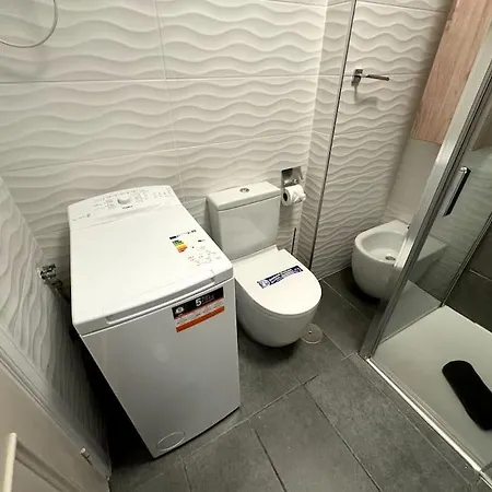 Апартаменти Benny With Garage