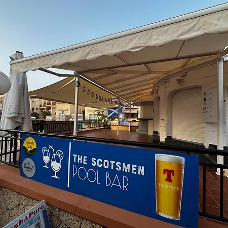 Апартаменти Benny With Garage